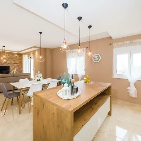 Little Dream * Poljana (Ugljan)